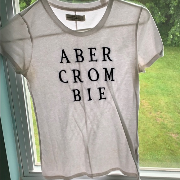 Abercrombie & Fitch Tops - Slim Git White Abercrombie Tee Abercrombie & Fitch Tops - Slim Git White Abercrombie Tee